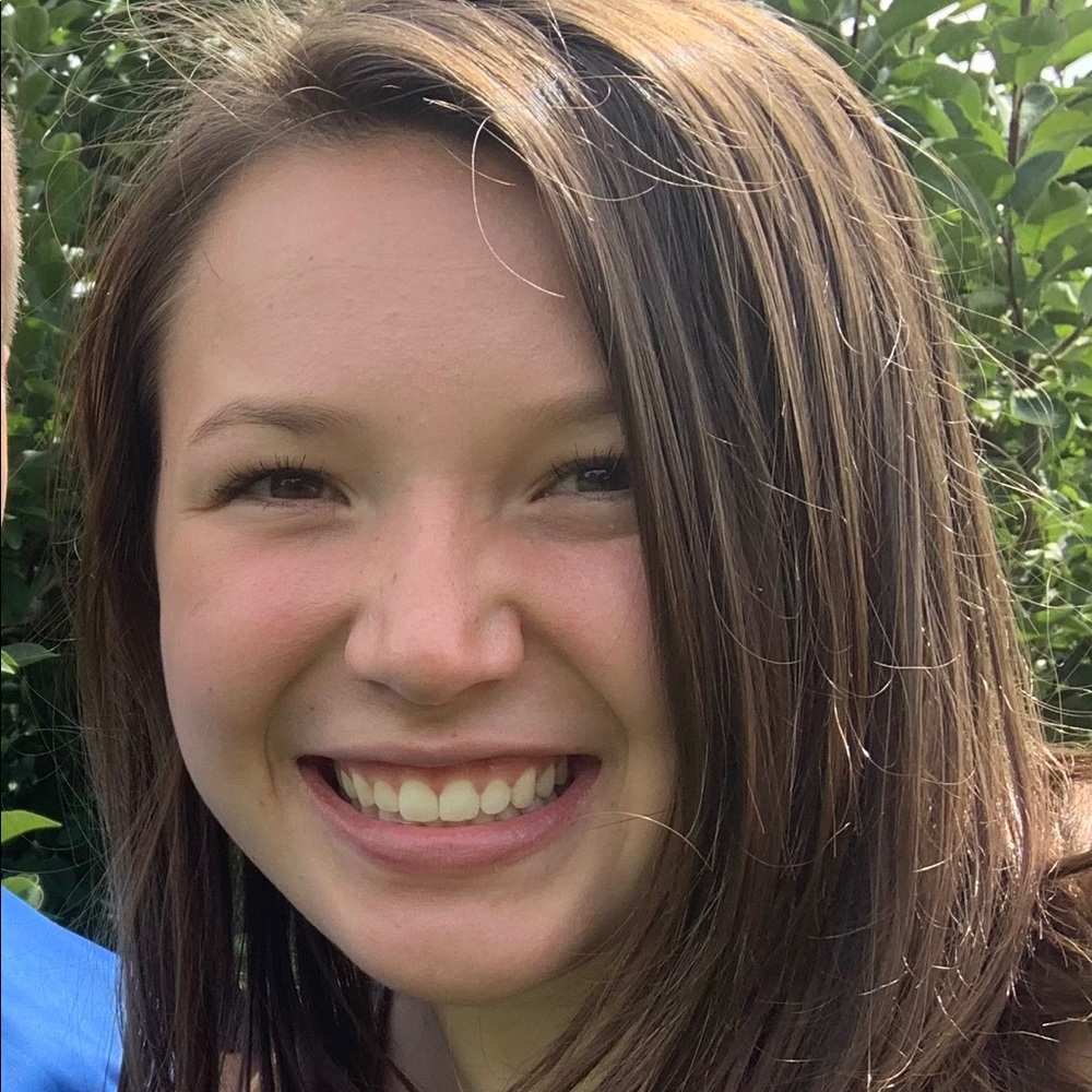 Meet your Posher, Abby